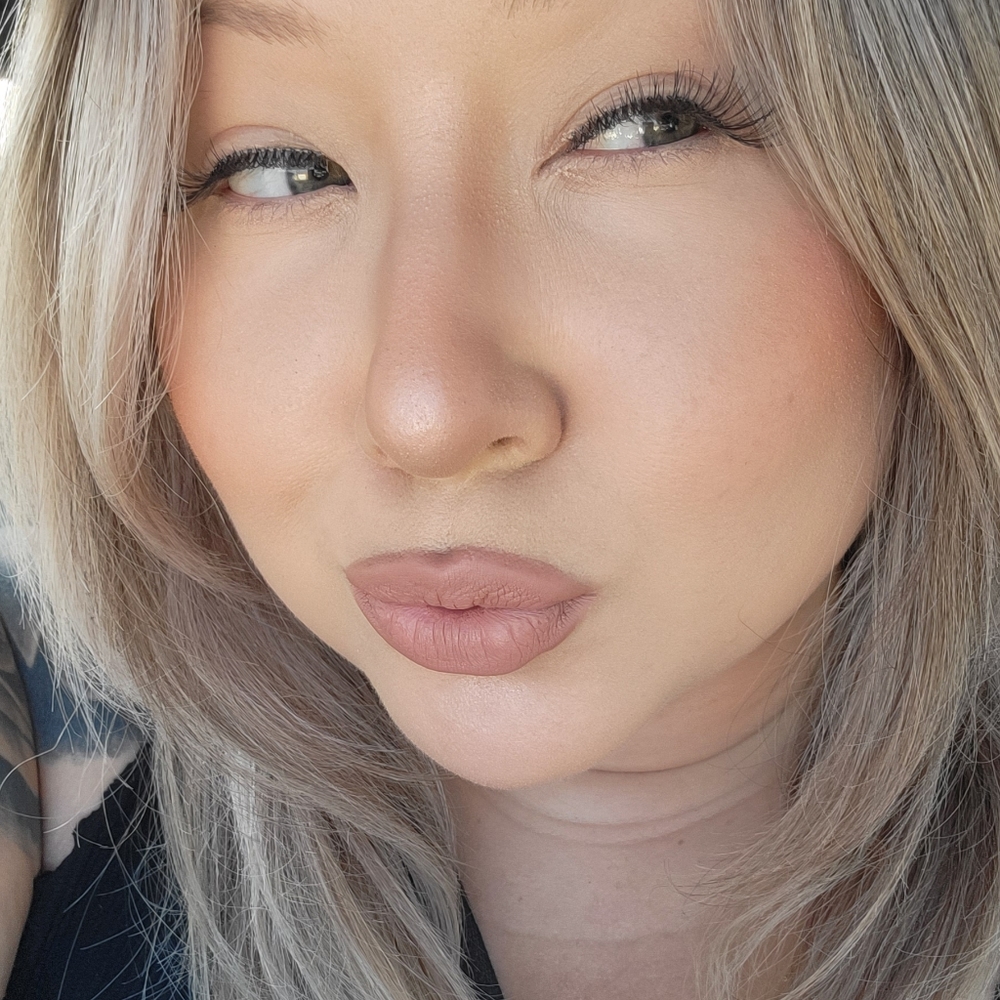 Meet your Posher, Salina